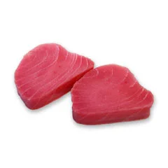 raw tuna meat used to cook healthy dog food and healthy cat food by Petchef