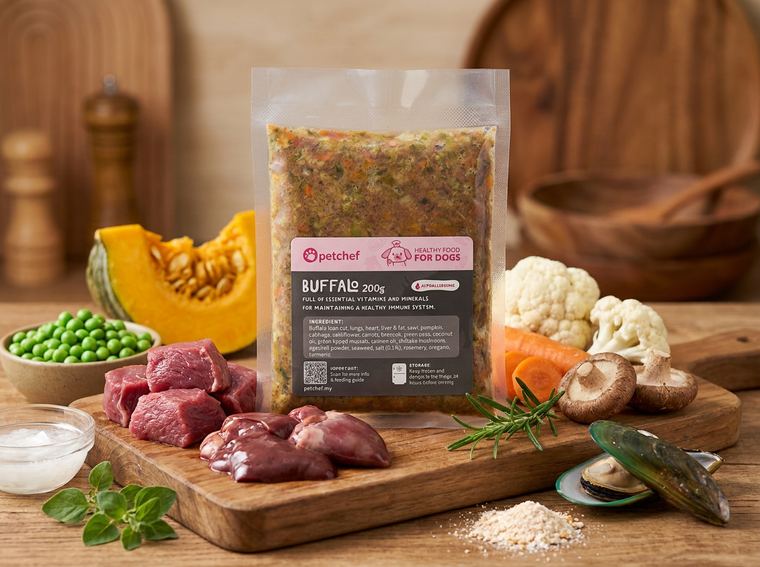 Petchef Buffalo healthy dog food pack with fresh ingredients
